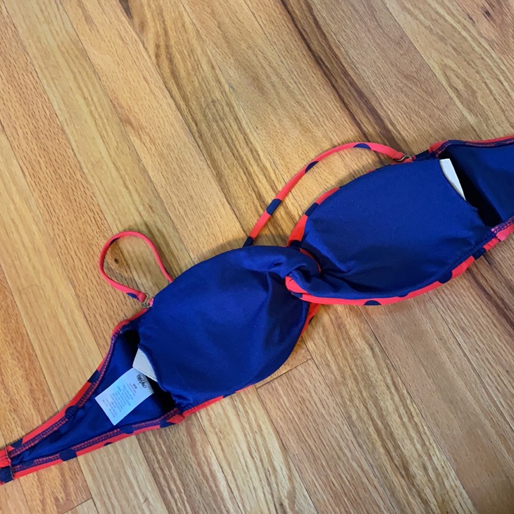 Polka dot bathing suit top. Size M! - Picture 4 of 5
